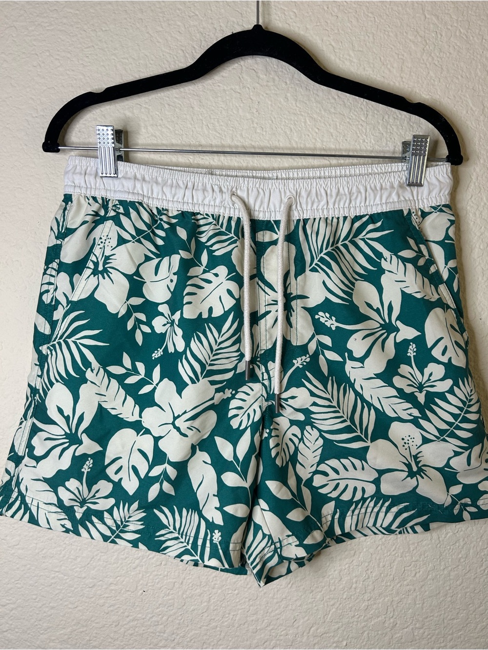 American Eagle Mens Teal White Tropical Print Drawstring Shorts Small Swim Beach